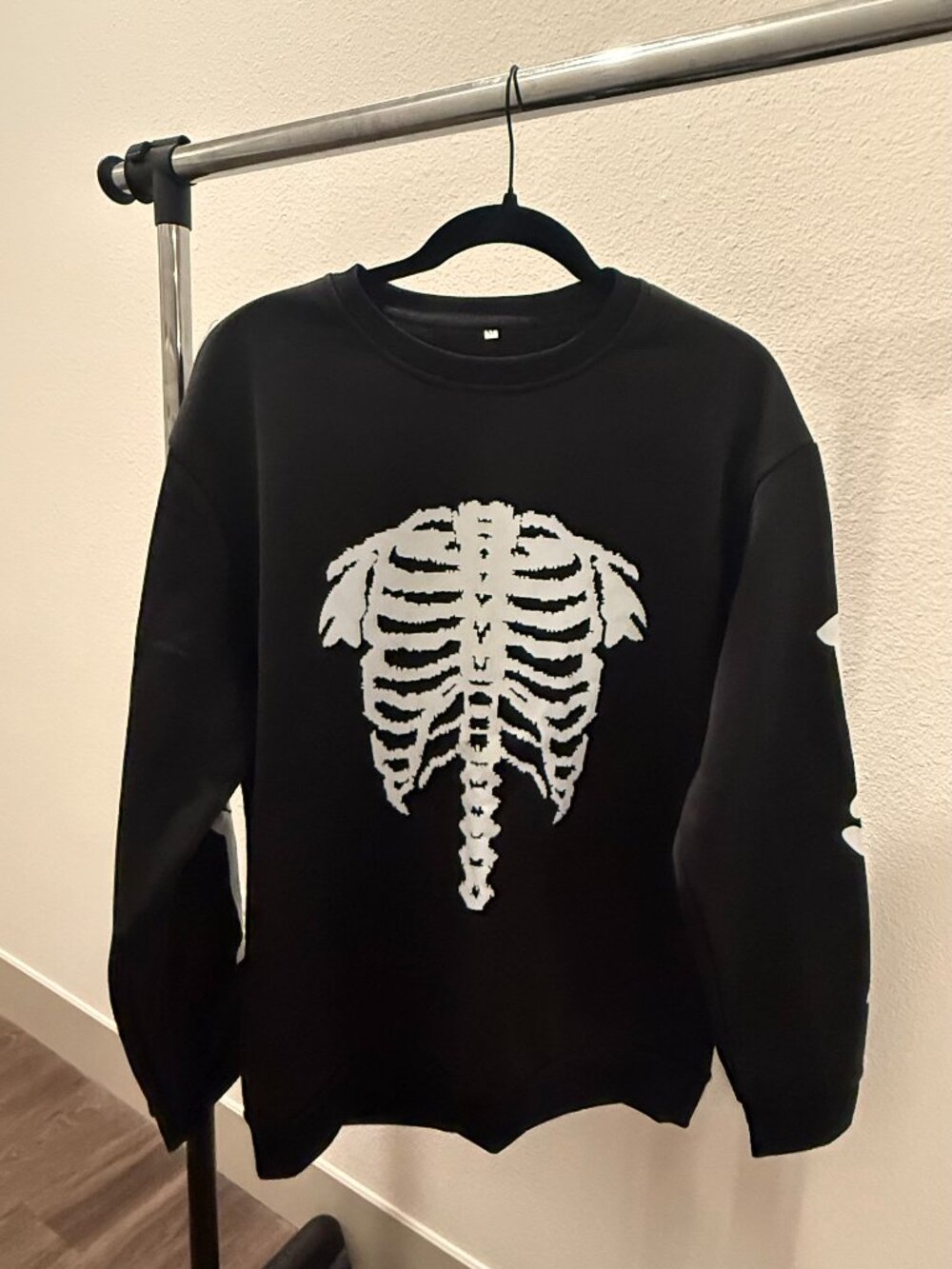 New Original Skeleton Rib Cage Black Sweatshirt Size M